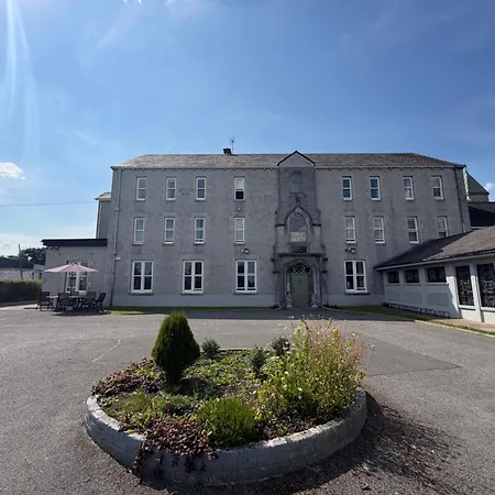 Villa Iec Campus For Groups *